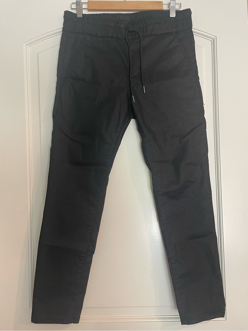 Bevy Flog Shely Women's Black Jogger Pants  Stretch Pockets Drawstring Size 28